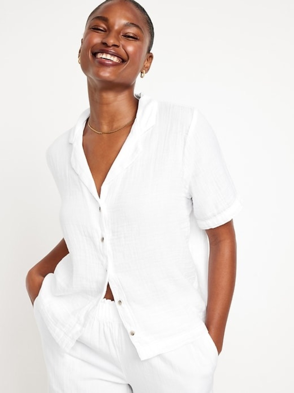 Old Navy Classic White Button-Front Women's Top